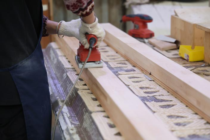 തടി വാതിൽ & ജനൽ പ്രൊഫൈലുകളുടെ പ്രോസസ്സിംഗ് ഫ്ലോ-1 (5)